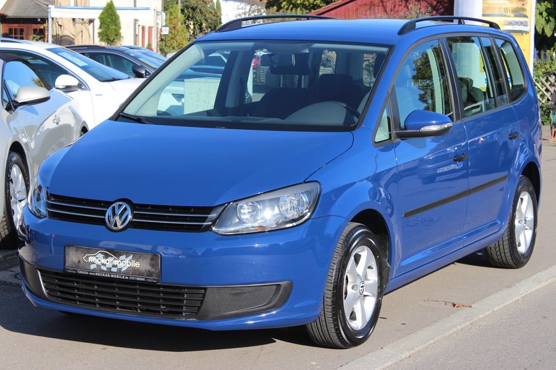 Volkswagen Touran 1.6TDI Trendline BMT gebraucht kaufen in Tübingen Preis 7990 eur Int.Nr