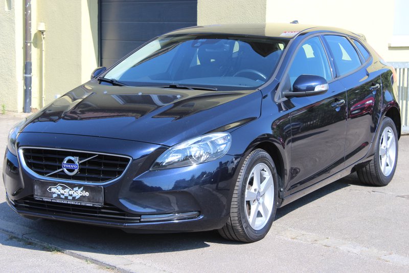 Volvo V40 D3 Autom. Navi Sitzheiz Parktronik gebraucht kaufen in Tübingen Preis 11890 eur Int